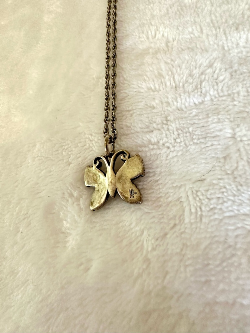 James Avery - silver butterfly charm and chain - Picture 7 of 8